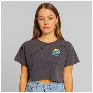 Vibe N Woman’s Distressed Cropped T-Shirt Size Medium‎